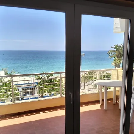 T-3 Beira Mar 9 * Armação de Pêra